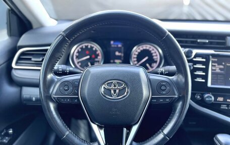 Toyota Camry, 2019 год, 2 590 000 рублей, 15 фотография