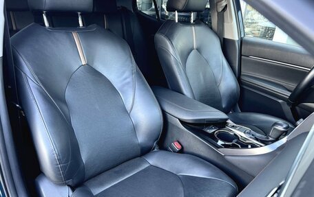 Toyota Camry, 2019 год, 2 590 000 рублей, 25 фотография