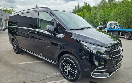 Mercedes-Benz V-Класс, 2025 год, 14 390 000 рублей, 6 фотография