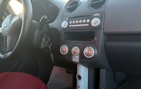 Mitsubishi Colt VI рестайлинг, 2006 год, 460 000 рублей, 17 фотография