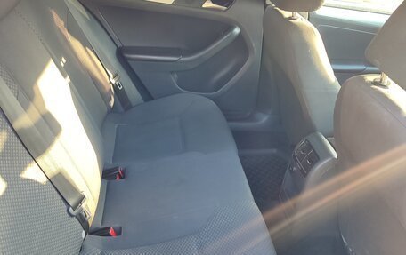 Volkswagen Jetta VI, 2012 год, 980 000 рублей, 6 фотография
