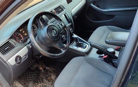 Volkswagen Jetta VI, 2012 год, 980 000 рублей, 5 фотография