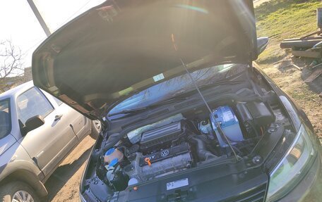 Volkswagen Jetta VI, 2012 год, 980 000 рублей, 19 фотография