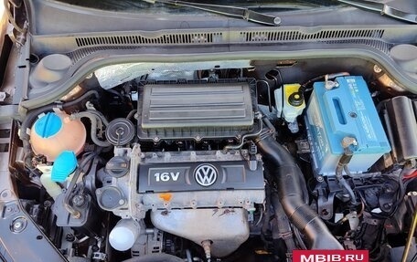Volkswagen Jetta VI, 2012 год, 980 000 рублей, 21 фотография