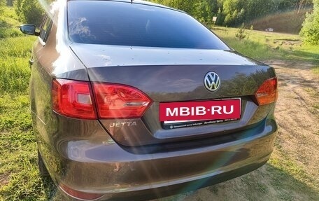 Volkswagen Jetta VI, 2012 год, 980 000 рублей, 34 фотография