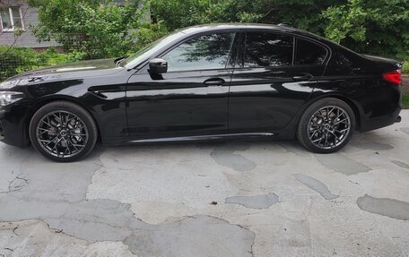BMW 5 серия, 2018 год, 5 100 000 рублей, 2 фотография