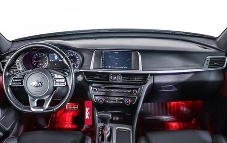 KIA Optima IV, 2018 год, 2 500 000 рублей, 6 фотография