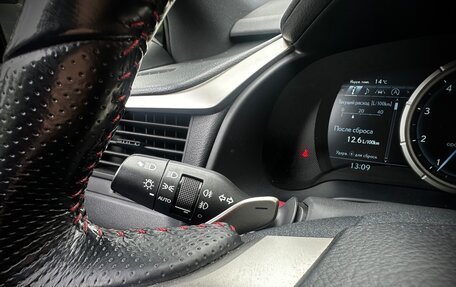 Lexus RX IV рестайлинг, 2016 год, 3 400 000 рублей, 17 фотография