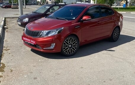 KIA Rio III рестайлинг, 2011 год, 1 050 000 рублей, 15 фотография