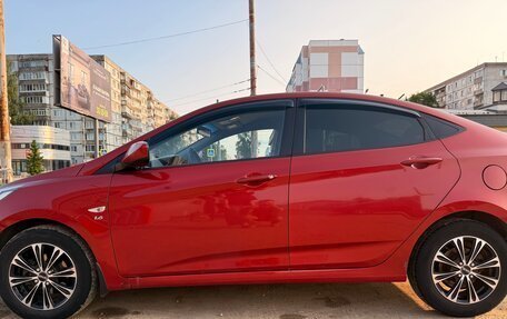 Hyundai Solaris II рестайлинг, 2013 год, 830 000 рублей, 4 фотография