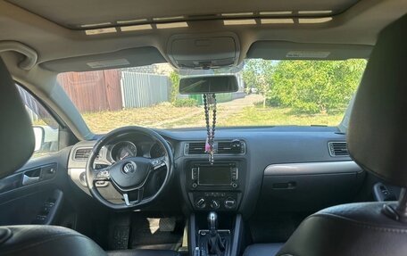 Volkswagen Jetta VI, 2015 год, 1 300 000 рублей, 3 фотография