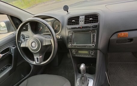 Volkswagen Polo VI (EU Market), 2015 год, 650 000 рублей, 3 фотография