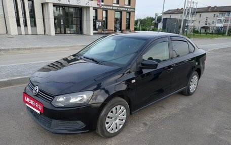 Volkswagen Polo VI (EU Market), 2015 год, 650 000 рублей, 2 фотография
