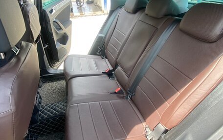Volkswagen Tiguan II, 2018 год, 2 250 000 рублей, 8 фотография