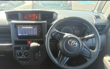 Toyota Roomy I, 2022 год, 636 000 рублей, 13 фотография