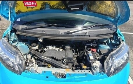 Toyota Roomy I, 2022 год, 636 000 рублей, 3 фотография
