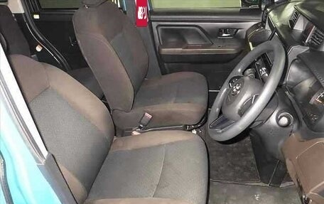 Toyota Roomy I, 2022 год, 636 000 рублей, 26 фотография