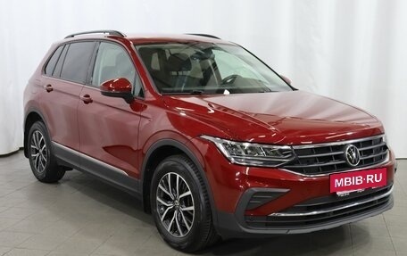 Volkswagen Tiguan II, 2021 год, 3 479 000 рублей, 3 фотография