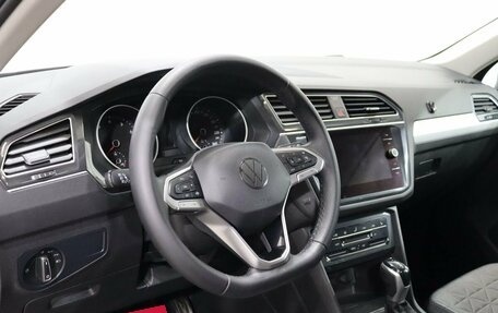 Volkswagen Tiguan II, 2021 год, 3 479 000 рублей, 11 фотография