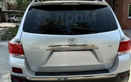 Toyota Highlander III, 2011 год, 2 230 000 рублей, 8 фотография