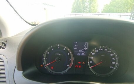 Hyundai Solaris II рестайлинг, 2015 год, 855 000 рублей, 7 фотография