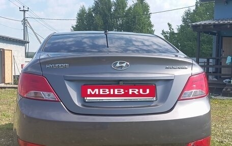 Hyundai Solaris II рестайлинг, 2015 год, 855 000 рублей, 3 фотография
