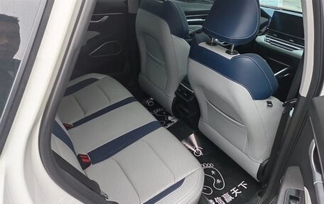 Geely Emgrand, 2022 год, 1 071 000 рублей, 9 фотография