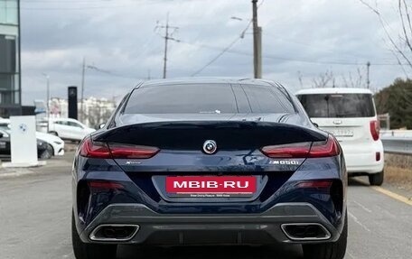 BMW 8 серия, 2022 год, 10 300 000 рублей, 2 фотография