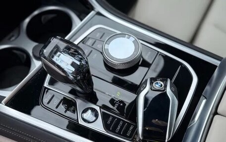 BMW 8 серия, 2022 год, 10 300 000 рублей, 9 фотография