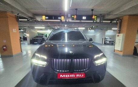 BMW X7, 2023 год, 9 850 000 рублей, 2 фотография