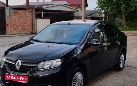 Renault Logan II, 2015 год, 550 000 рублей, 4 фотография