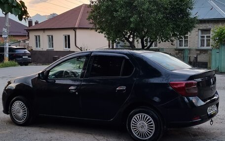Renault Logan II, 2015 год, 550 000 рублей, 13 фотография