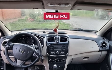Renault Logan II, 2015 год, 550 000 рублей, 10 фотография
