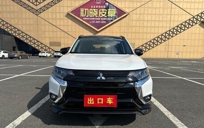 Mitsubishi Outlander III рестайлинг 3, 2021 год, 2 407 000 рублей, 1 фотография