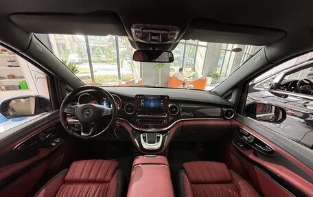 Mercedes-Benz V-Класс, 2022 год, 8 400 020 рублей, 5 фотография