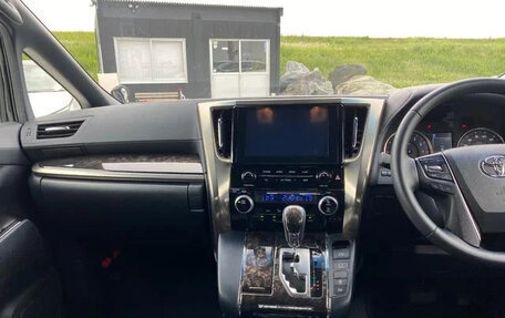 Toyota Alphard III, 2022 год, 3 615 000 рублей, 33 фотография