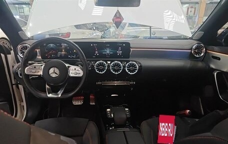 Mercedes-Benz CLA, 2022 год, 2 500 111 рублей, 10 фотография