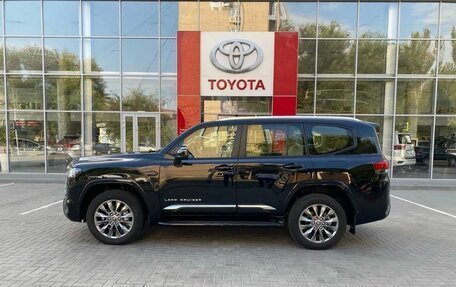 Toyota Land Cruiser, 2023 год, 12 650 000 рублей, 8 фотография