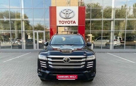 Toyota Land Cruiser, 2023 год, 12 650 000 рублей, 2 фотография