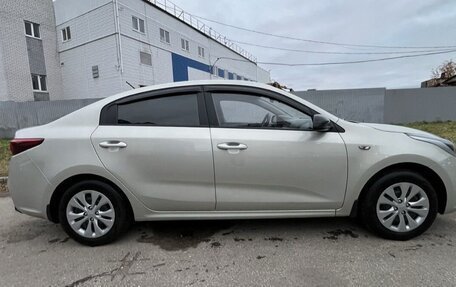 KIA Rio IV, 2018 год, 1 350 000 рублей, 4 фотография