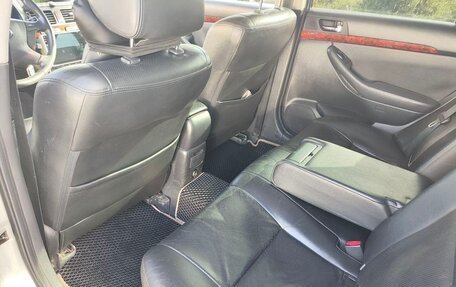 Toyota Avensis III рестайлинг, 2005 год, 890 000 рублей, 3 фотография