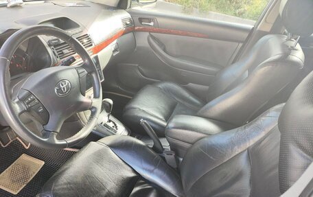 Toyota Avensis III рестайлинг, 2005 год, 890 000 рублей, 7 фотография