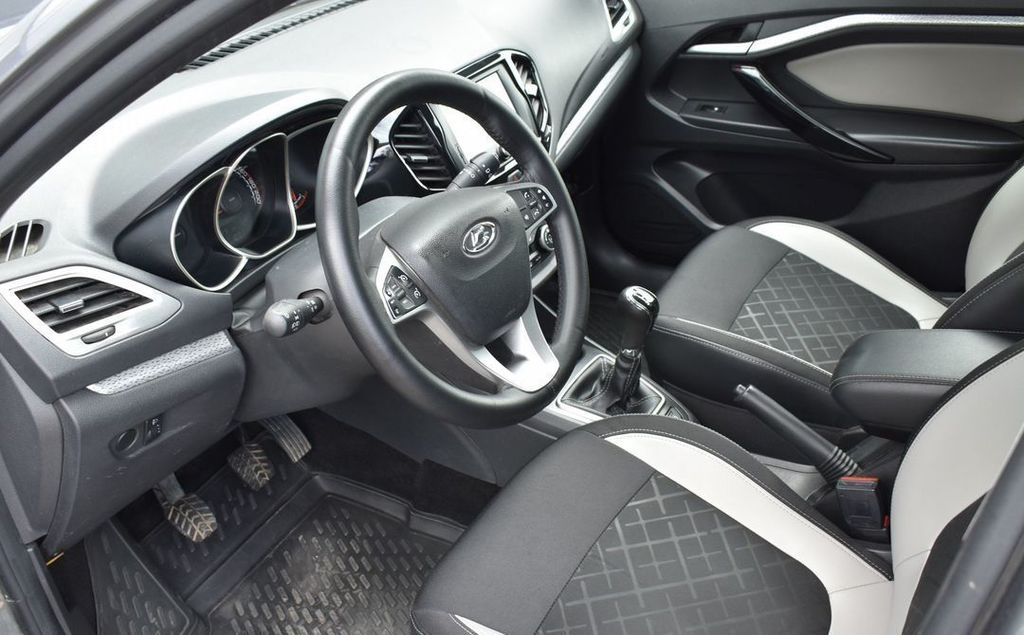 ВАЗ (LADA) Vesta Cross, 2018 год, 979 900 рублей, 14 фотография