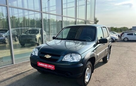 Chevrolet Niva I рестайлинг, 2017 год, 761 000 рублей, 1 фотография