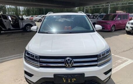 Volkswagen Tharu, 2021 год, 1 606 442 рублей, 2 фотография
