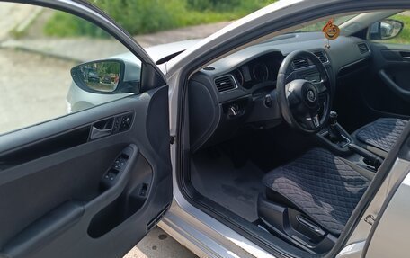 Volkswagen Jetta VI, 2012 год, 830 000 рублей, 2 фотография