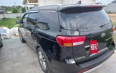 KIA Carnival III, 2017 год, 2 250 000 рублей, 12 фотография
