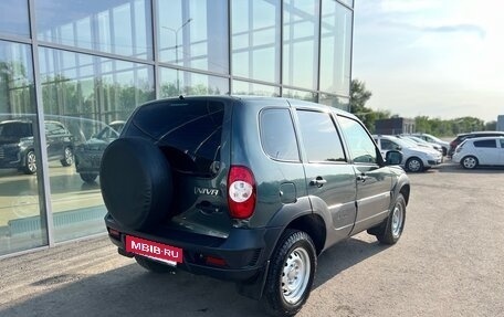 Chevrolet Niva I рестайлинг, 2017 год, 761 000 рублей, 5 фотография