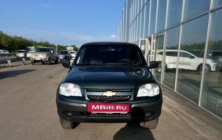 Chevrolet Niva I рестайлинг, 2017 год, 761 000 рублей, 2 фотография