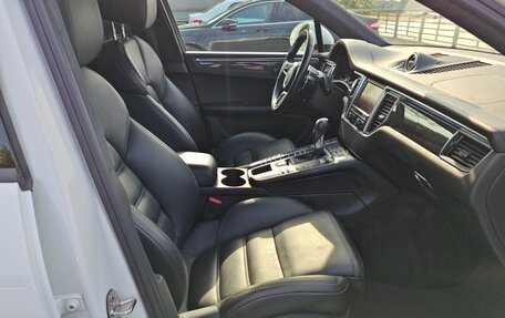 Porsche Macan I рестайлинг, 2015 год, 4 500 000 рублей, 14 фотография